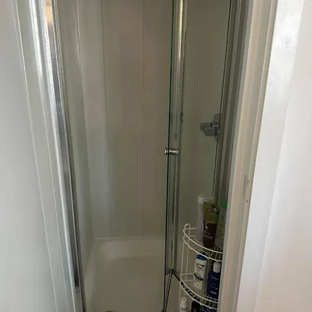 Ξενοδοχείο Mulligan 2*